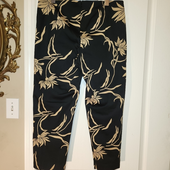 Optimum black and gold cropped cigarette pants in size 14 - Picture 7 of 14